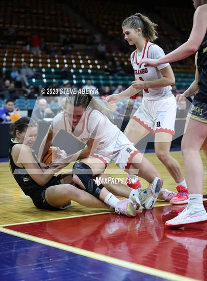 Thumbnail 2 in Canon City vs. Durango (CHSAA 5A Great 8) photogallery.