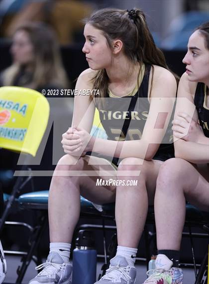 Thumbnail 3 in Canon City vs. Durango (CHSAA 5A Great 8) photogallery.