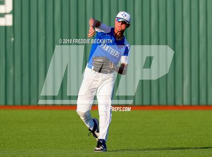 Thumbnail 3 in Pottsboro vs. Van Alstyne (3A Regional Quarterfinal) photogallery.