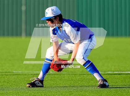 Thumbnail 3 in Pottsboro vs. Van Alstyne (3A Regional Quarterfinal) photogallery.
