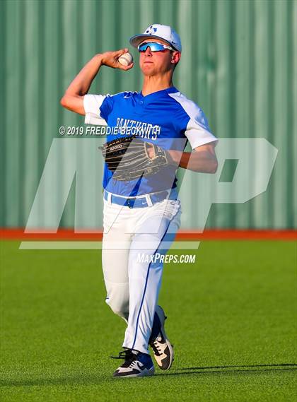 Thumbnail 1 in Pottsboro vs. Van Alstyne (3A Regional Quarterfinal) photogallery.