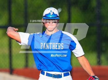 Thumbnail 3 in Pottsboro vs. Van Alstyne (3A Regional Quarterfinal) photogallery.