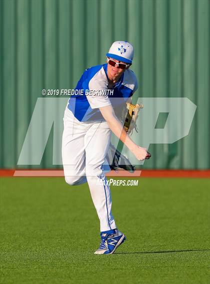 Thumbnail 1 in Pottsboro vs. Van Alstyne (3A Regional Quarterfinal) photogallery.