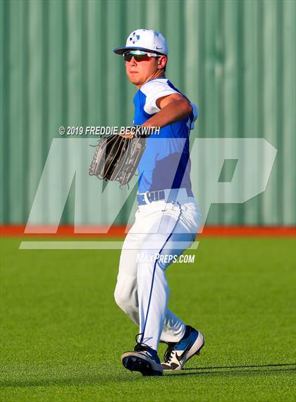Thumbnail 3 in Pottsboro vs. Van Alstyne (3A Regional Quarterfinal) photogallery.