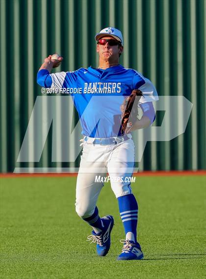 Thumbnail 3 in Pottsboro vs. Van Alstyne (3A Regional Quarterfinal) photogallery.