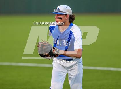 Thumbnail 3 in Pottsboro vs. Van Alstyne (3A Regional Quarterfinal) photogallery.