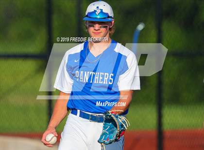 Thumbnail 2 in Pottsboro vs. Van Alstyne (3A Regional Quarterfinal) photogallery.