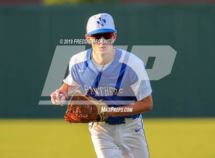 Thumbnail 1 in Pottsboro vs. Van Alstyne (3A Regional Quarterfinal) photogallery.