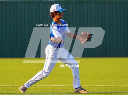 Thumbnail 2 in Pottsboro vs. Van Alstyne (3A Regional Quarterfinal) photogallery.