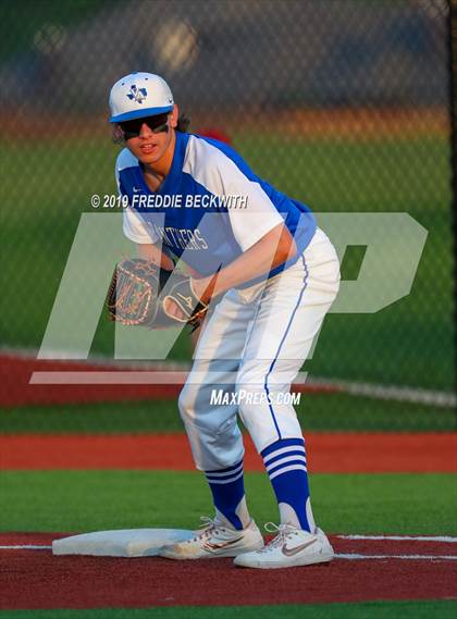Thumbnail 3 in Pottsboro vs. Van Alstyne (3A Regional Quarterfinal) photogallery.