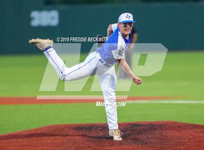 Thumbnail 3 in Pottsboro vs. Van Alstyne (3A Regional Quarterfinal) photogallery.