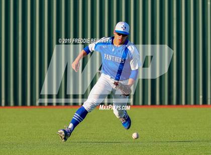 Thumbnail 3 in Pottsboro vs. Van Alstyne (3A Regional Quarterfinal) photogallery.