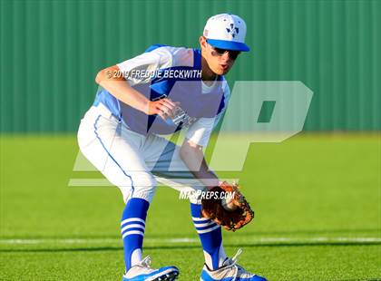 Thumbnail 1 in Pottsboro vs. Van Alstyne (3A Regional Quarterfinal) photogallery.