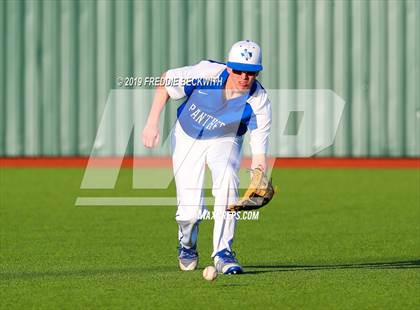 Thumbnail 2 in Pottsboro vs. Van Alstyne (3A Regional Quarterfinal) photogallery.