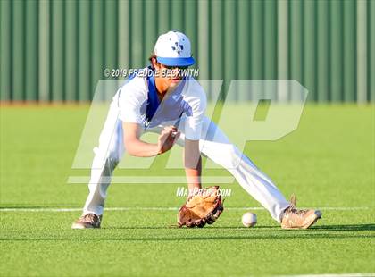 Thumbnail 2 in Pottsboro vs. Van Alstyne (3A Regional Quarterfinal) photogallery.