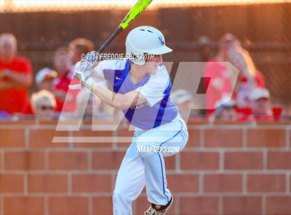 Thumbnail 2 in Pottsboro vs. Van Alstyne (3A Regional Quarterfinal) photogallery.