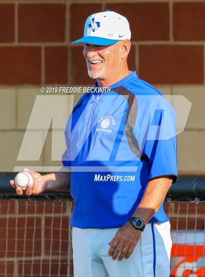 Thumbnail 3 in Pottsboro vs. Van Alstyne (3A Regional Quarterfinal) photogallery.