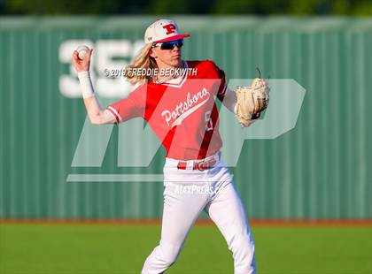 Thumbnail 1 in Pottsboro vs. Van Alstyne (3A Regional Quarterfinal) photogallery.