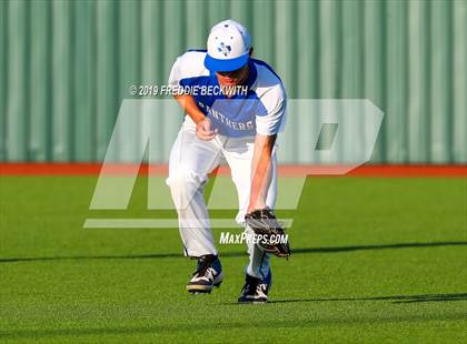 Thumbnail 2 in Pottsboro vs. Van Alstyne (3A Regional Quarterfinal) photogallery.
