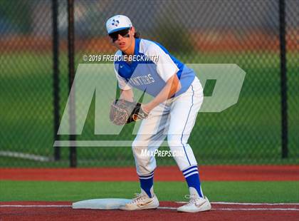 Thumbnail 3 in Pottsboro vs. Van Alstyne (3A Regional Quarterfinal) photogallery.