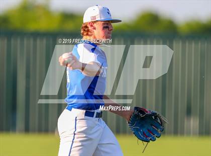 Thumbnail 3 in Pottsboro vs. Van Alstyne (3A Regional Quarterfinal) photogallery.