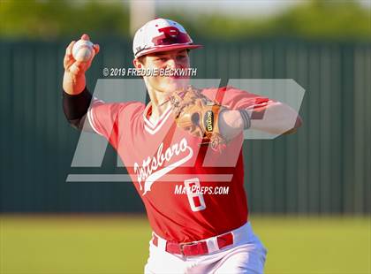Thumbnail 2 in Pottsboro vs. Van Alstyne (3A Regional Quarterfinal) photogallery.