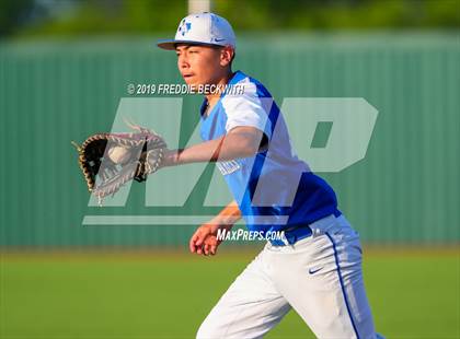 Thumbnail 1 in Pottsboro vs. Van Alstyne (3A Regional Quarterfinal) photogallery.