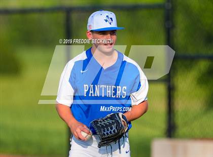 Thumbnail 3 in Pottsboro vs. Van Alstyne (3A Regional Quarterfinal) photogallery.