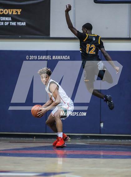 Thumbnail 2 in Fairfax vs. King/Drew (Rose City Roundball Classic) photogallery.