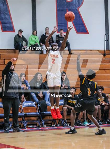 Thumbnail 1 in Fairfax vs. King/Drew (Rose City Roundball Classic) photogallery.