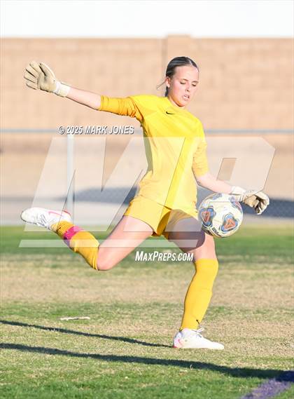 Thumbnail 2 in Seton Catholic @ Northwest Christian photogallery.
