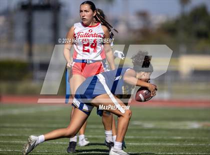 Thumbnail 3 in Santa Monica vs. Fullerton (CIF SS Division 4 Final) photogallery.