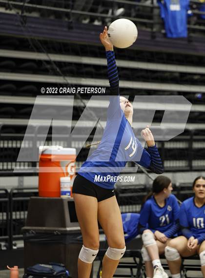 Thumbnail 3 in Pleasant Grove vs. Weber (UHSAA 6A Quarterfinal Loss) photogallery.