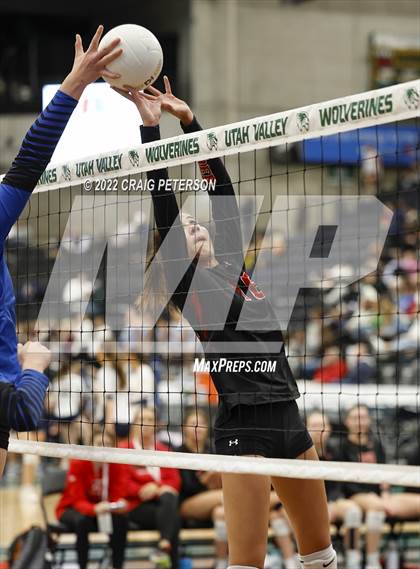 Thumbnail 2 in Pleasant Grove vs. Weber (UHSAA 6A Quarterfinal Loss) photogallery.