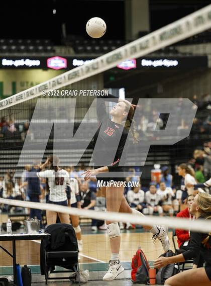 Thumbnail 3 in Pleasant Grove vs. Weber (UHSAA 6A Quarterfinal Loss) photogallery.