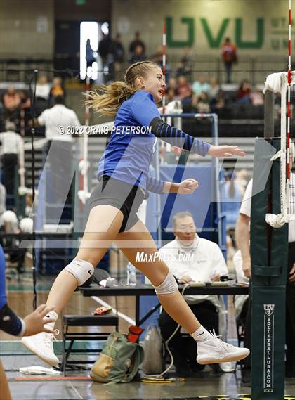 Thumbnail 1 in Pleasant Grove vs. Weber (UHSAA 6A Quarterfinal Loss) photogallery.
