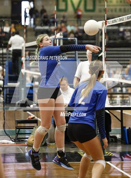 Thumbnail 1 in Pleasant Grove vs. Weber (UHSAA 6A Quarterfinal Loss) photogallery.