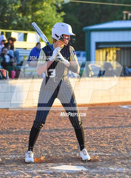 Thumbnail 2 in Lexington vs Rogers photogallery.