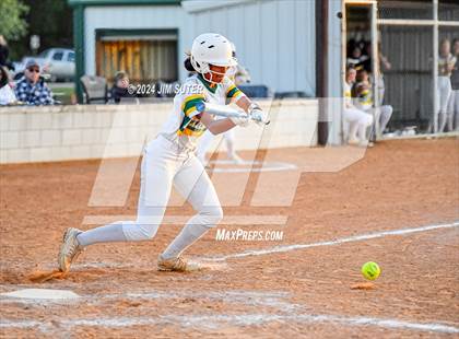 Thumbnail 2 in Lexington vs Rogers photogallery.