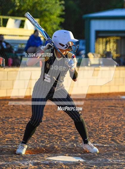 Thumbnail 3 in Lexington vs Rogers photogallery.