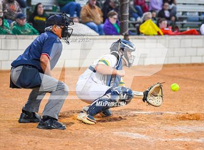 Thumbnail 2 in Lexington vs Rogers photogallery.