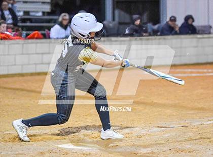Thumbnail 2 in Lexington vs Rogers photogallery.