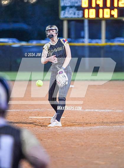 Thumbnail 3 in Lexington vs Rogers photogallery.