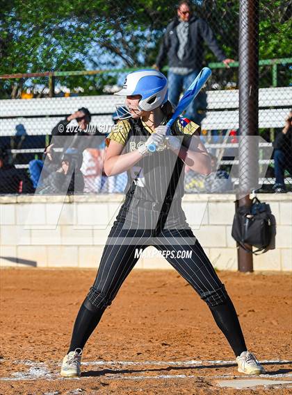 Thumbnail 1 in Lexington vs Rogers photogallery.