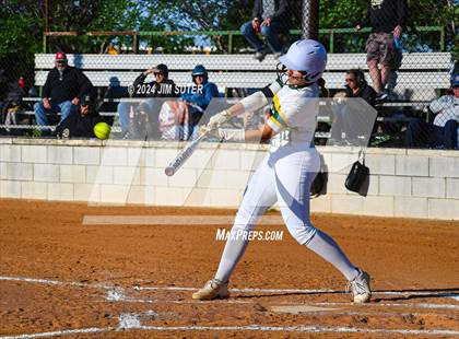 Thumbnail 3 in Lexington vs Rogers photogallery.