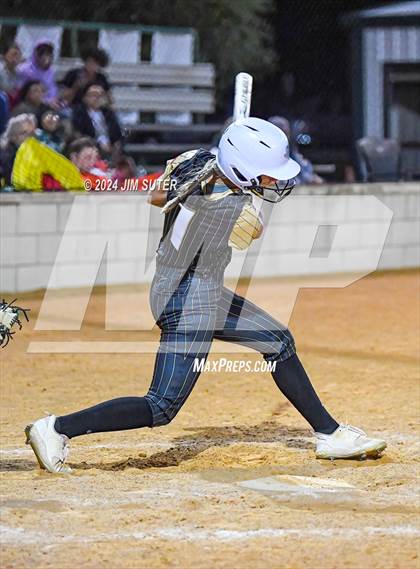 Thumbnail 2 in Lexington vs Rogers photogallery.