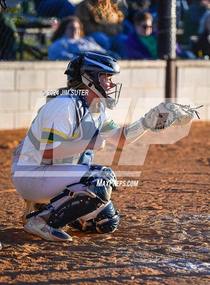 Thumbnail 2 in Lexington vs Rogers photogallery.