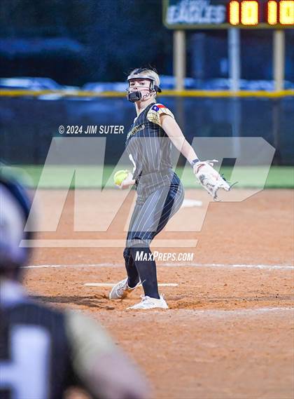 Thumbnail 2 in Lexington vs Rogers photogallery.