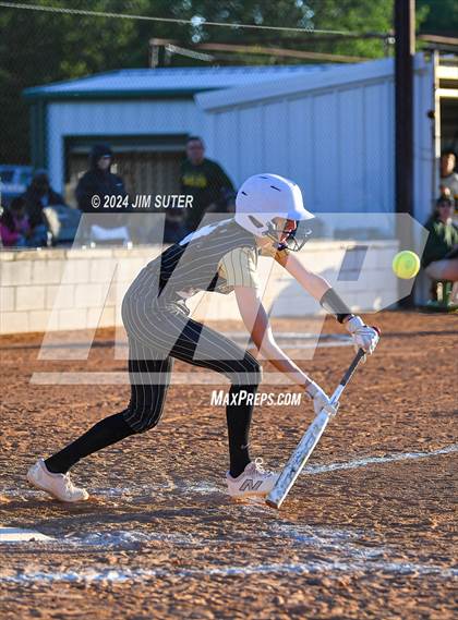 Thumbnail 1 in Lexington vs Rogers photogallery.