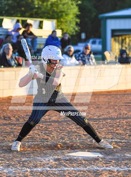 Thumbnail 1 in Lexington vs Rogers photogallery.
